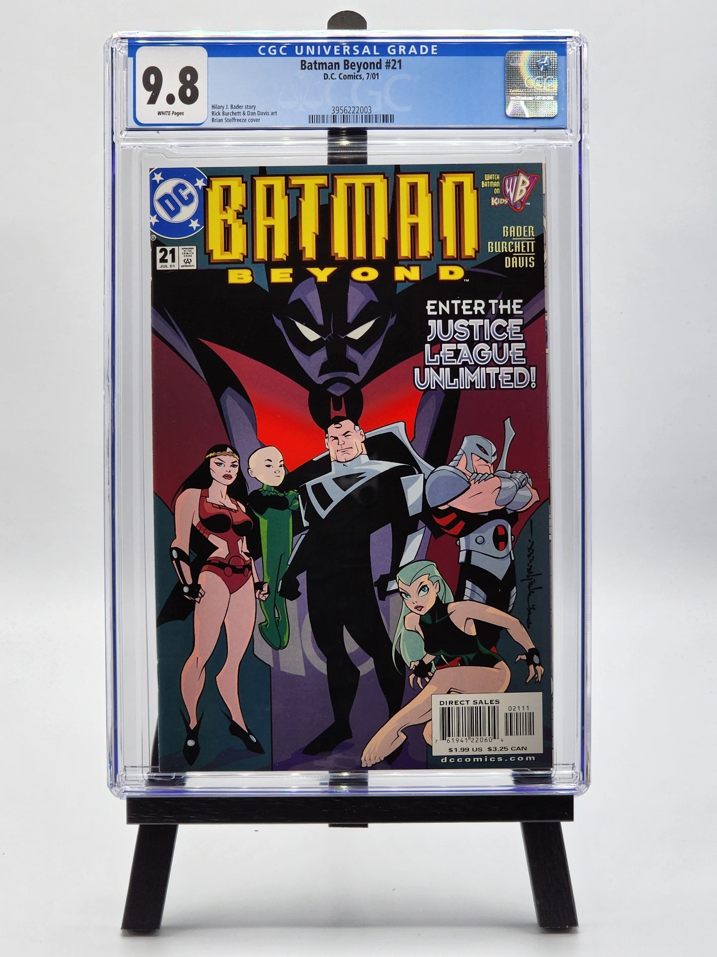 Batman Beyond #21 - Vol. 2 - CGC 9.8 WHITE Pages