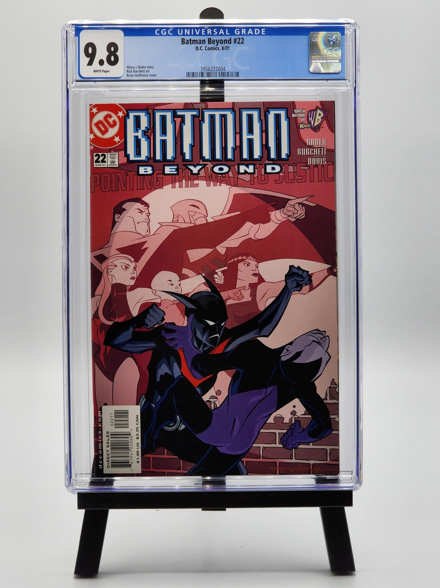 Batman Beyond #22 - Vol. 2 - CGC 9.8 WHITE Pages