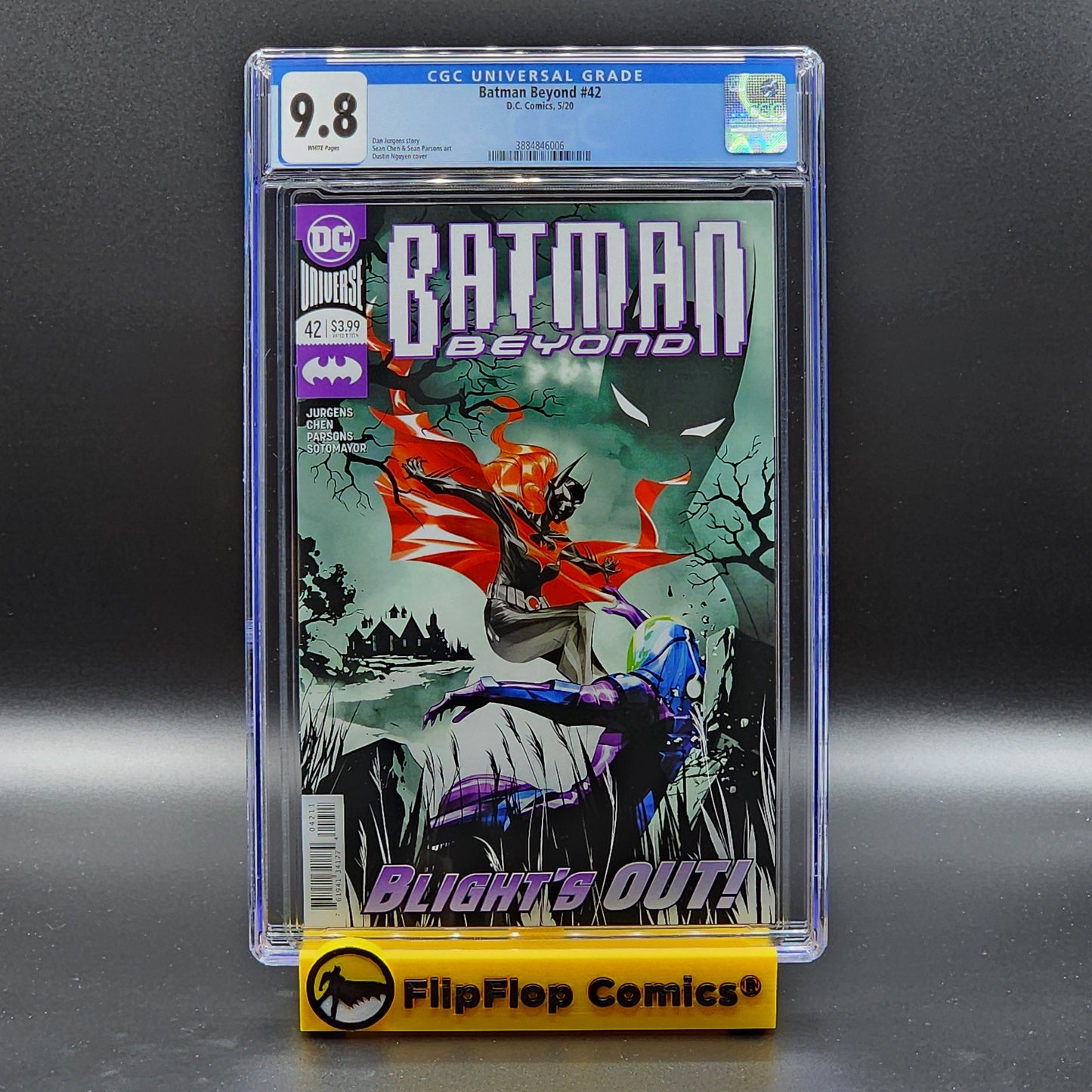 Batman Beyond #42 | Dustin Nguyen Cover | CGC 9.8 WHITE Pages